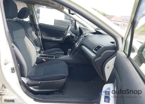 2015 Subaru Impreza Premium Plus из США, поврежденный, VIN JF1GJAK63FH021024